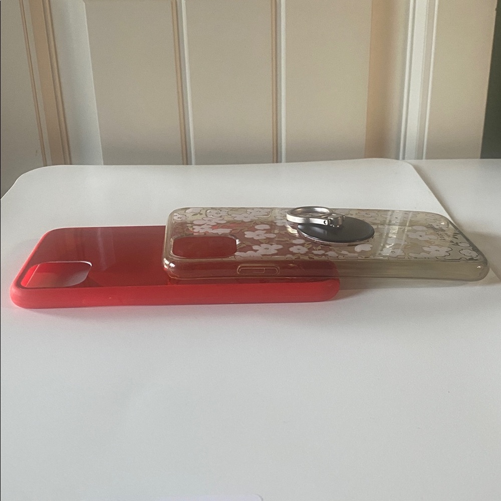 iPhone 11 Pro Max Case Bundle - Picture 5 of 7